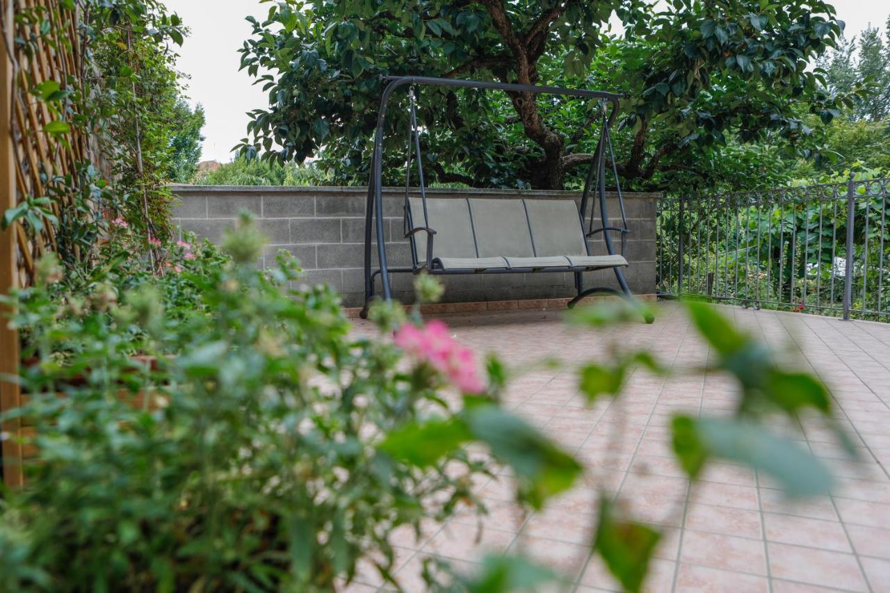 Il Germano Reale Bed and Breakfast Άλμπα Εξωτερικό φωτογραφία